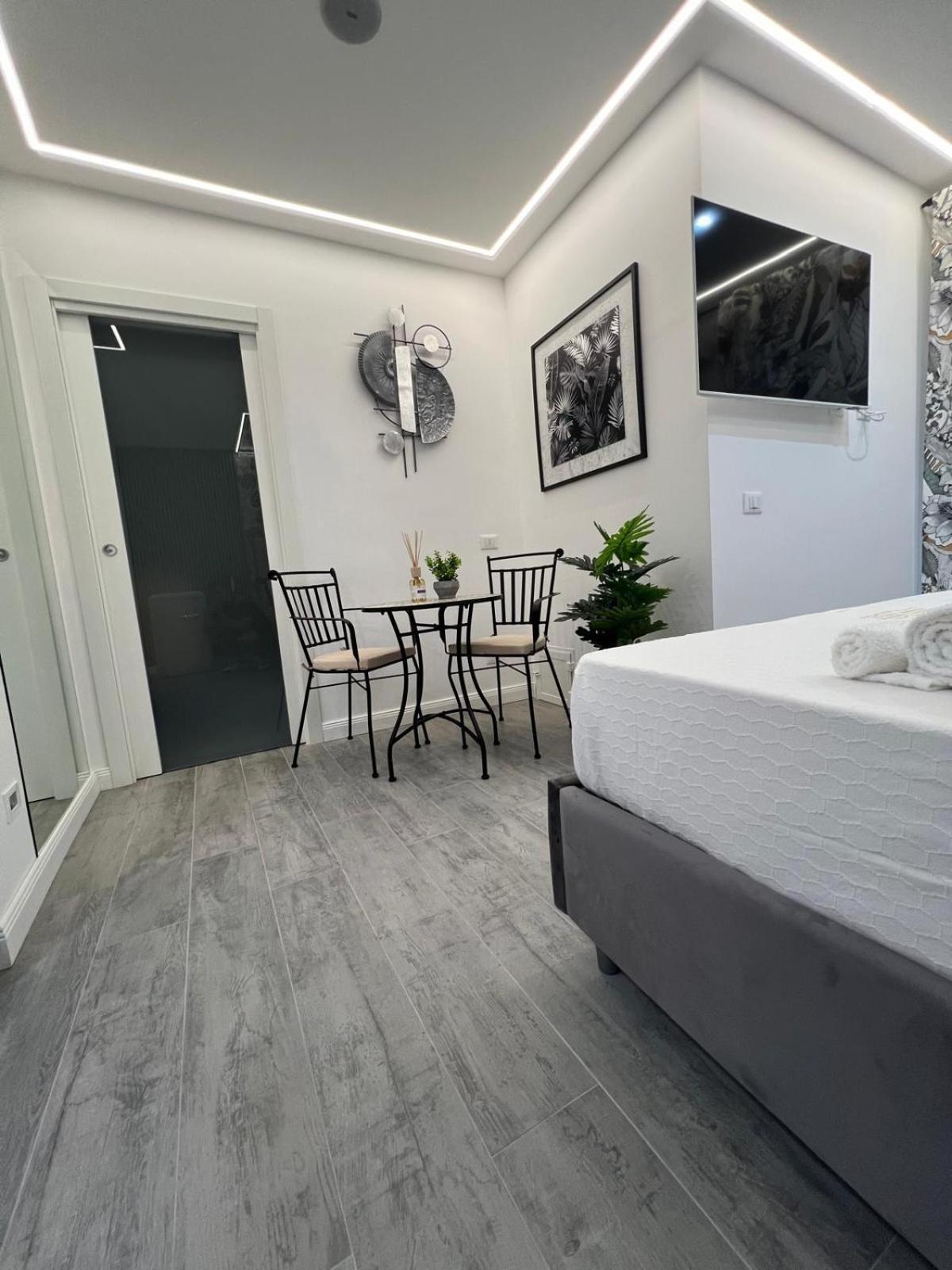 Luxury House Stazione Centrale باليرمو المظهر الخارجي الصورة