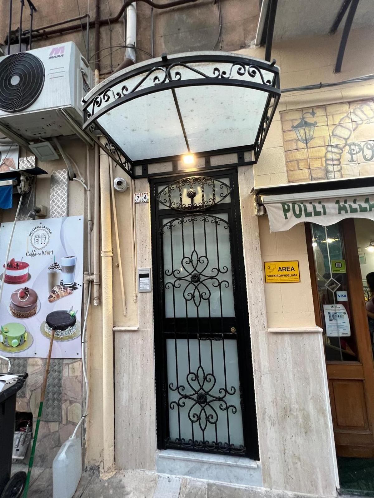 Luxury House Stazione Centrale باليرمو المظهر الخارجي الصورة